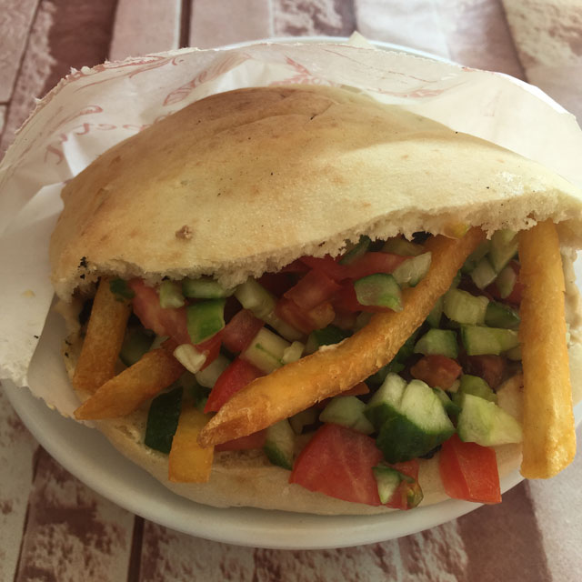 chicken lever pita